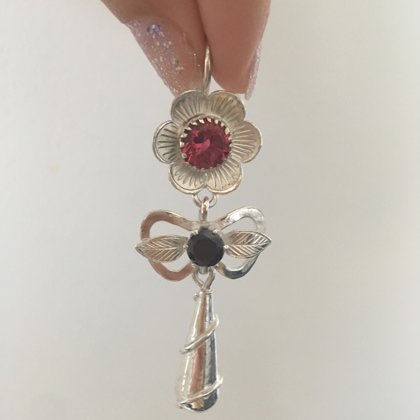 Сережки чернігівського типу: срібло, червоне скло