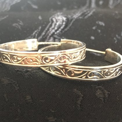 Сережки "Кільця": Срібло. Діаметр сережки - 3 см, ширина кільця - 0,5 см, вага пари - 10 г